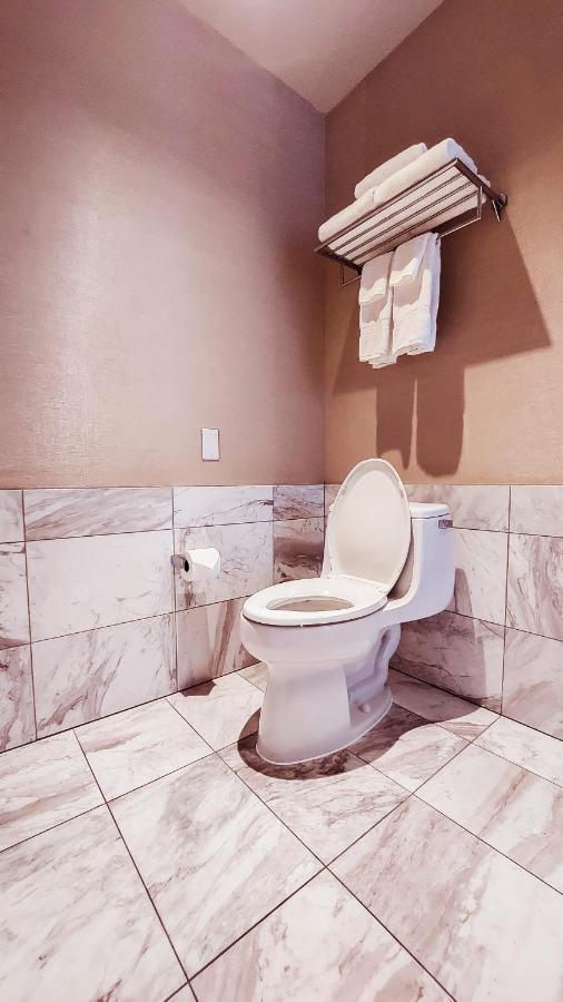 Luxury 53Rd Flr Condo With Amazing Sunset View & Balcony No Refee At Palms Place Лас Вегас Екстериор снимка